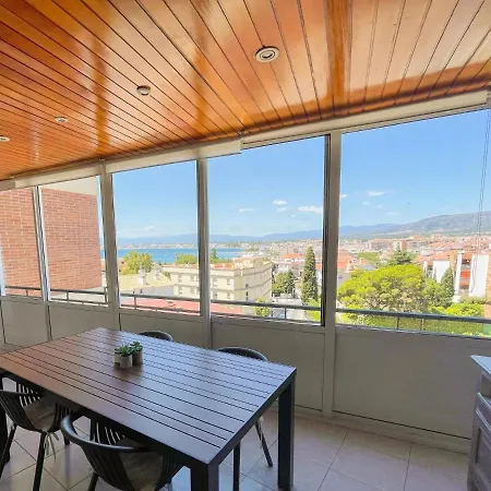 Paraiso D3 Apartment Roses